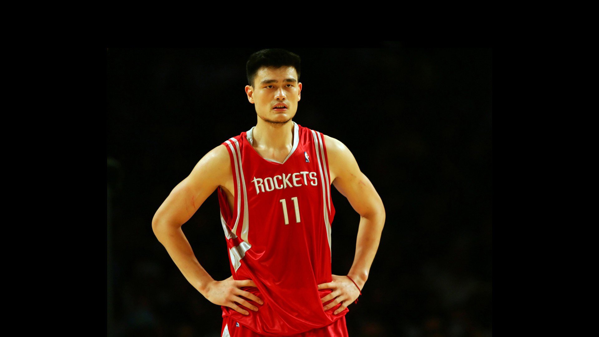 球场明星惊艳登场，展现个人魅力，球场名场面