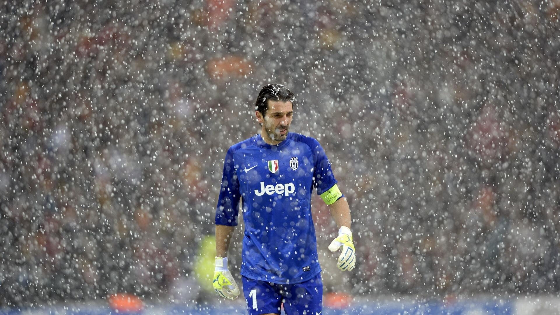 九游体育入口-技惊四座！阿根廷中场长传助攻破门，阿根廷中场球员